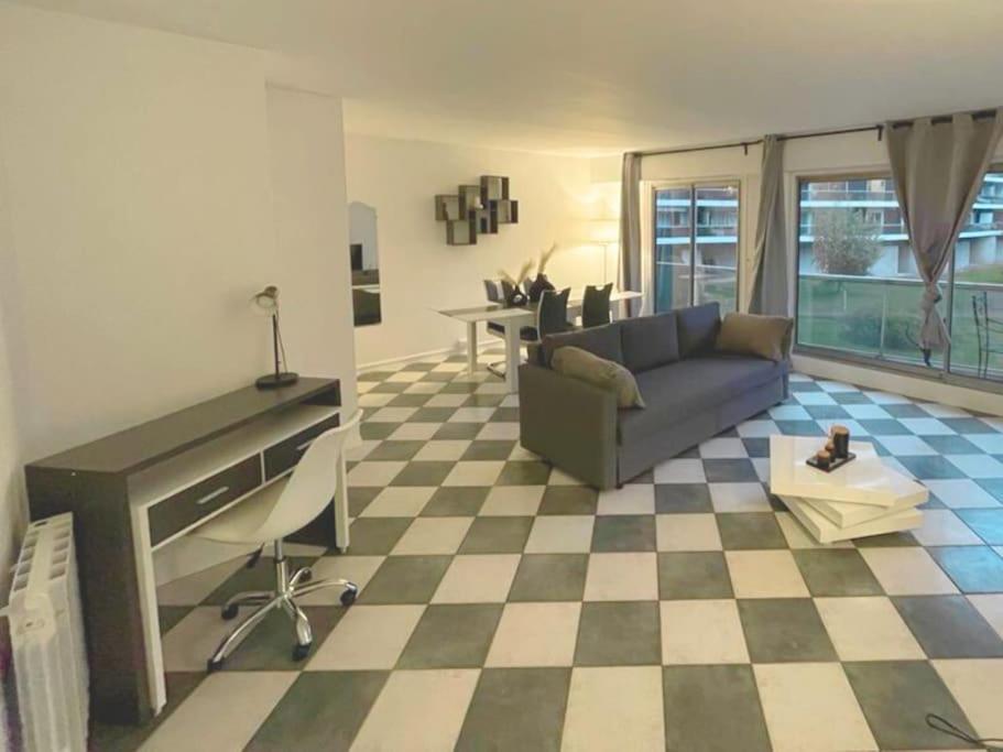 Апартаменты 9 Min From Chateau De Vincennes - Paris & Disney Сен-Морис Экстерьер фото