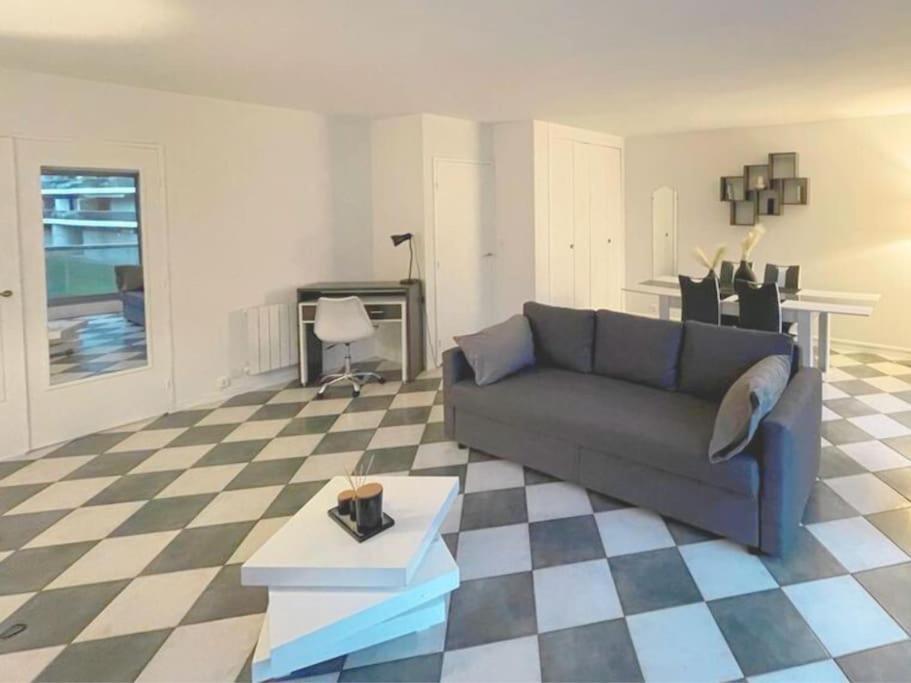 Апартаменты 9 Min From Chateau De Vincennes - Paris & Disney Сен-Морис Экстерьер фото