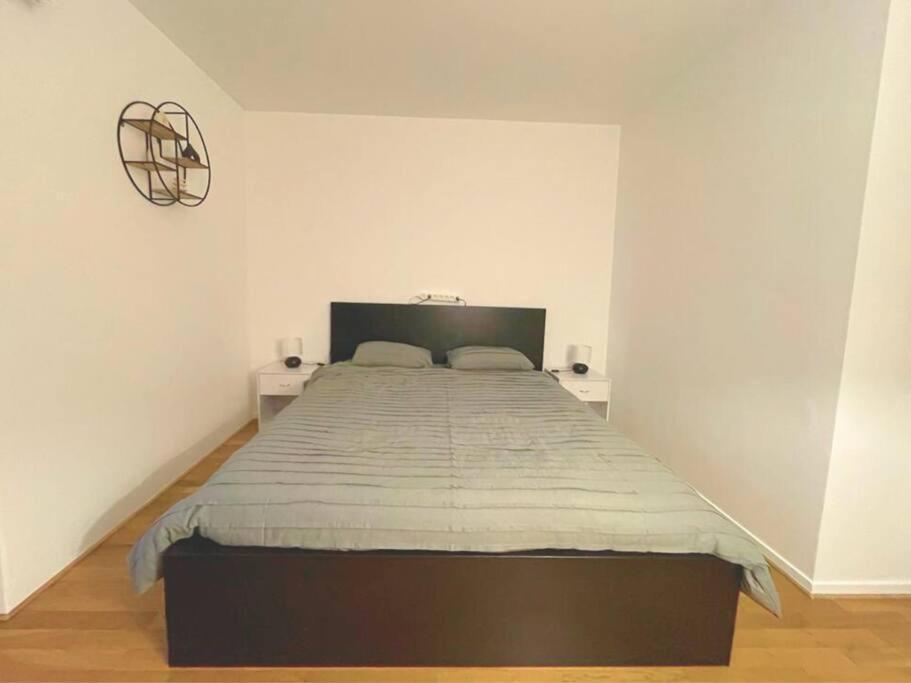 Апартаменты 9 Min From Chateau De Vincennes - Paris & Disney Сен-Морис Экстерьер фото